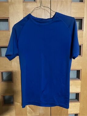 Patagonia Capilene Short Sleeve Tee in Royal Blue, M